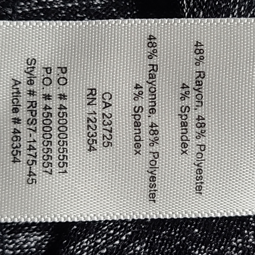 Wilfred Free Aritzia Agdal long sleeve v-neck relaxed fit shirt, sz M (PTP 16") - Picture 7 of 8
